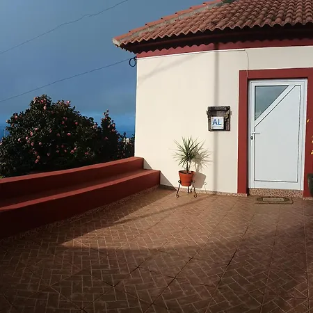 Achadas Da Cruz Farm House